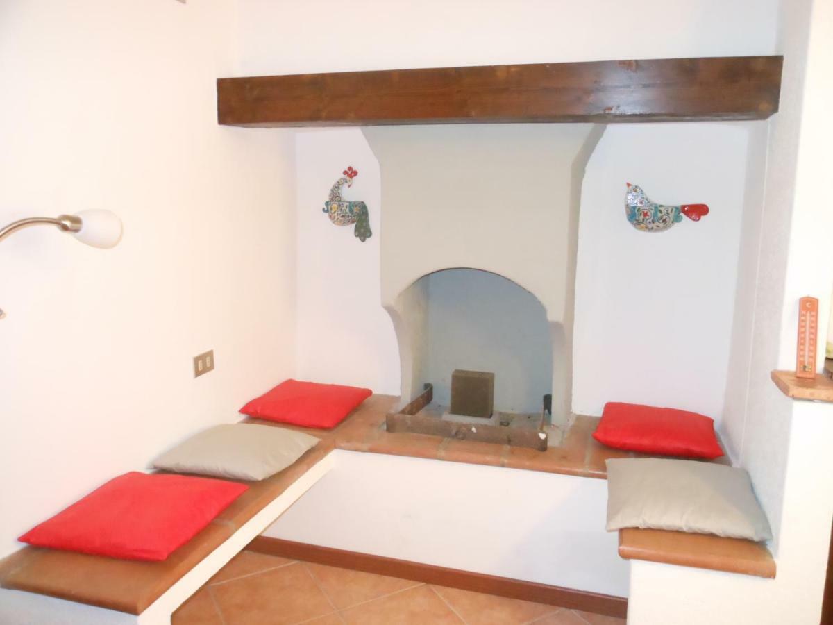 Il Vecchio Cortile Apartment Mandello del Lario Bagian luar foto